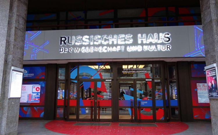 Mehr über den Artikel erfahren Russisches Haus in Berlin