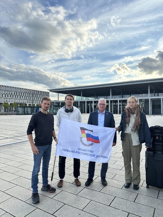 Mehr über den Artikel erfahren Das zweite Treffen in Wolgograd
